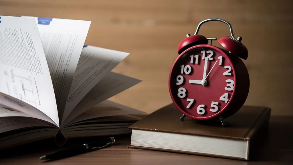 The working process of the Pomodoro Technique, where tasks are completed by dividing time and taking breaks.