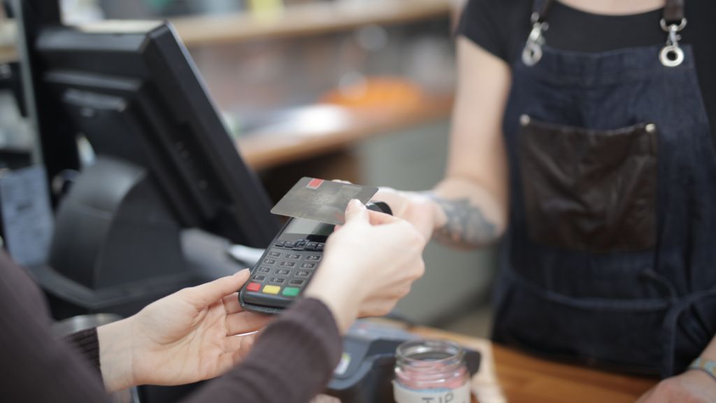 Advantages and disadvantages of credit card payments: The details of financial transactions.